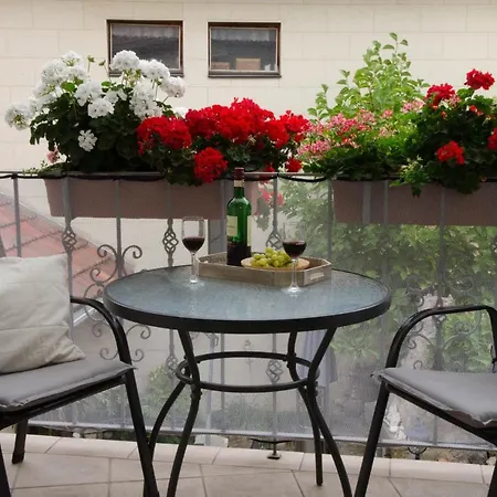 Auf Dem Hofe 公寓 *